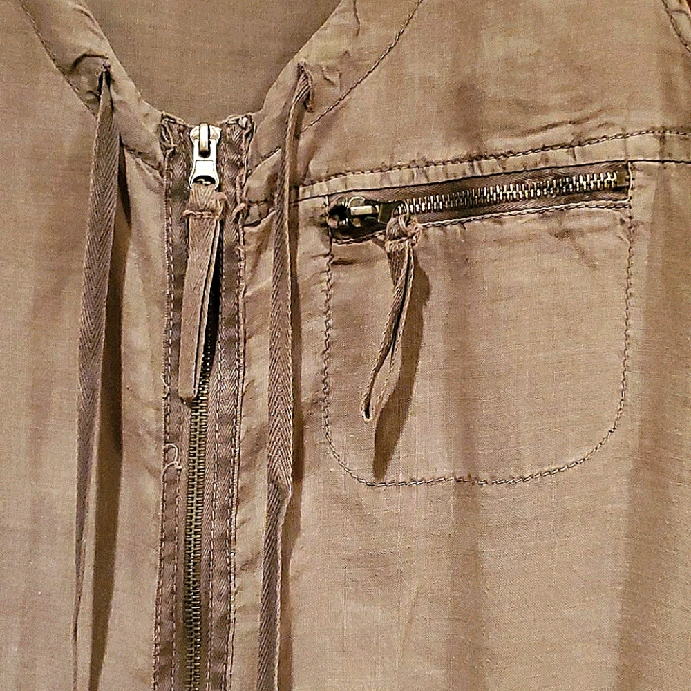 Utility Vest - Picture 3 of 6
